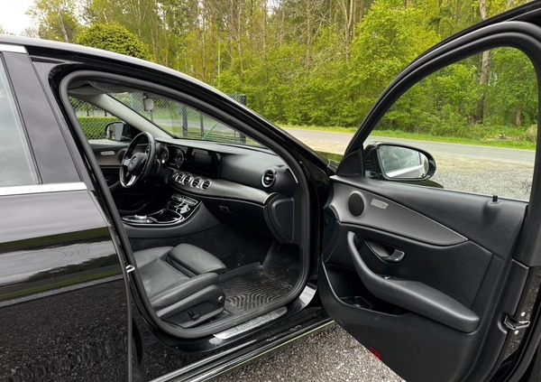 Mercedes-Benz Klasa E cena 83900 przebieg: 239709, rok produkcji 2016 z Krasnobród małe 781